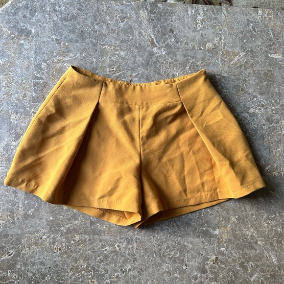 mustard yellow wide leg shorts - Picture 2 of 3